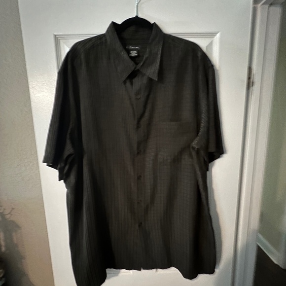 jf j.ferrar Other - J. Ferrar Men’s Short Sleeve Button Shirt